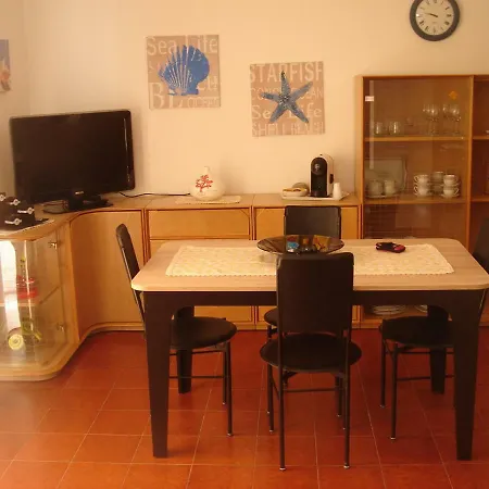 Casa Vacanze Lunatya Apartment