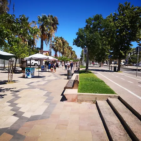 Casa Vacanze Lunatya Apartment *